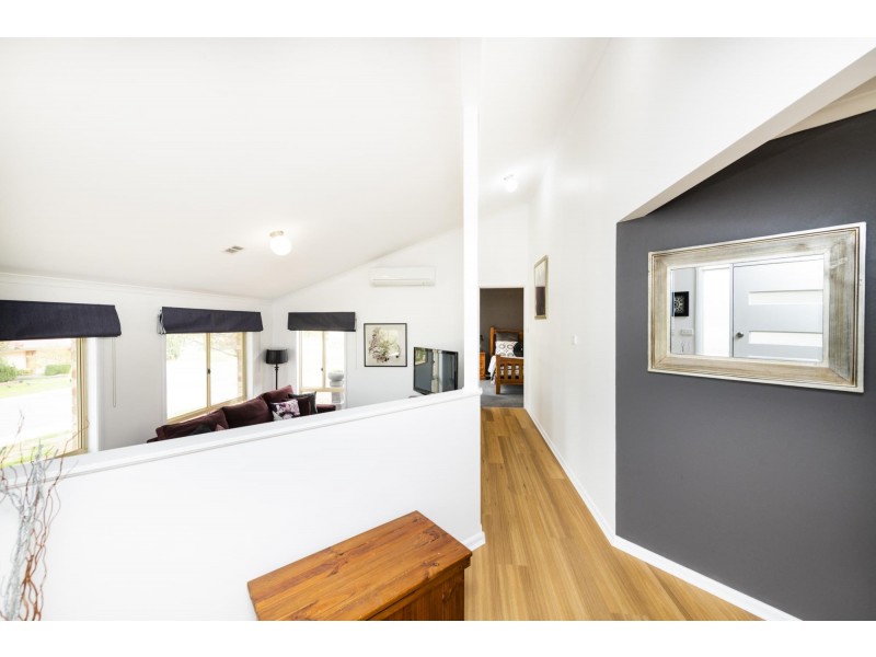 4 Freeman Street, Conder ACT 2906