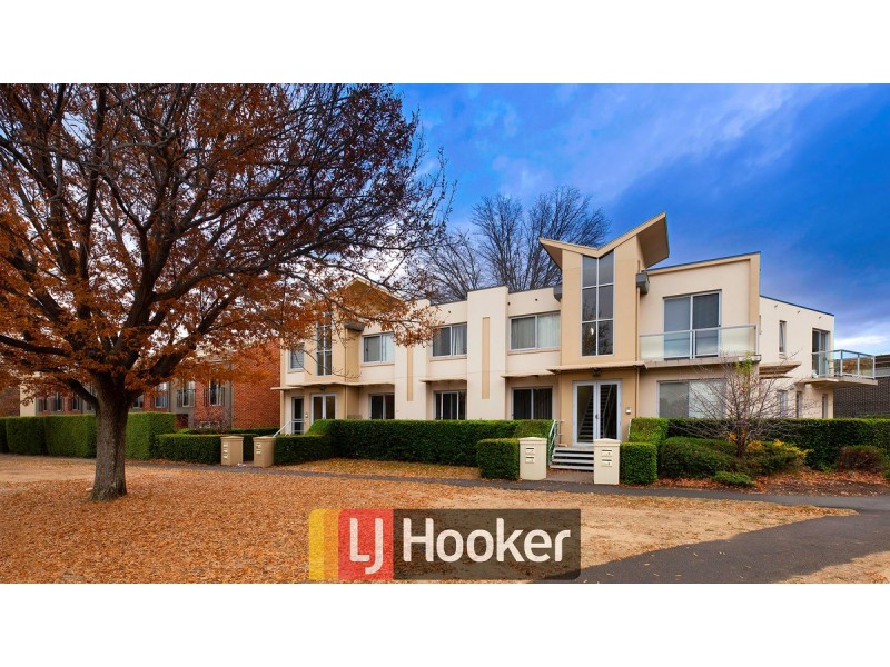 2/11 Wise Street, Braddon ACT 2612