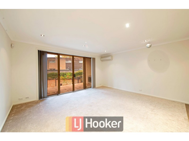 2/11 Wise Street, Braddon ACT 2612