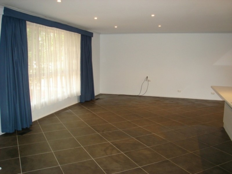 104 Chuculba Crescent, Giralang ACT 2617