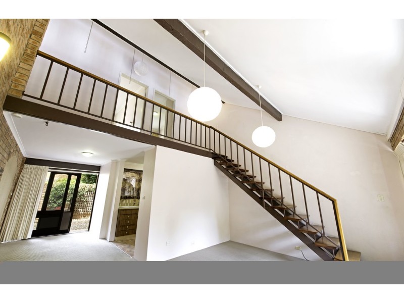 17 Boothby Place, Garran ACT 2605