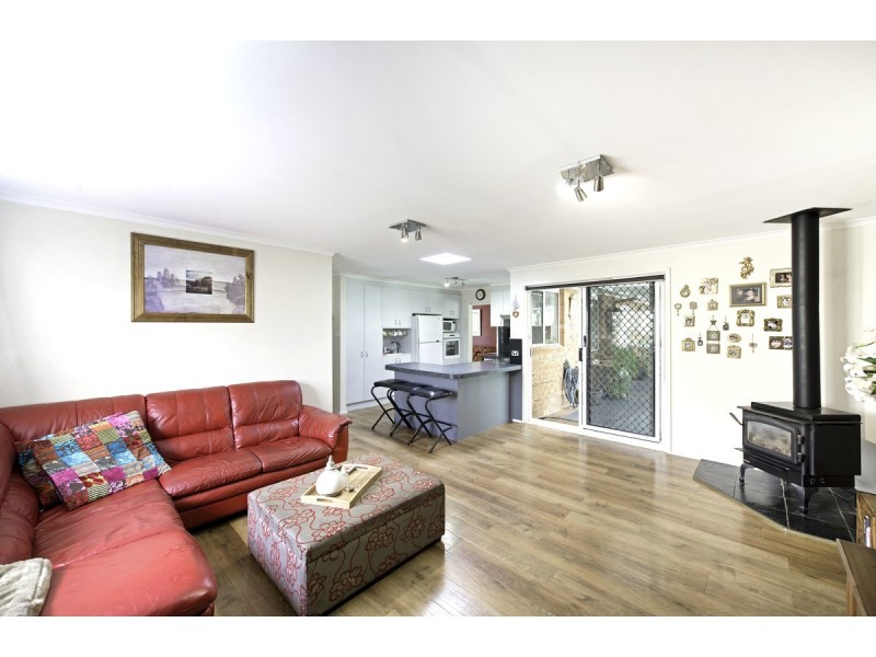 74 Pennington Crescent, Calwell ACT 2905