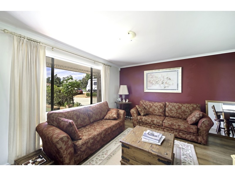 74 Pennington Crescent, Calwell ACT 2905