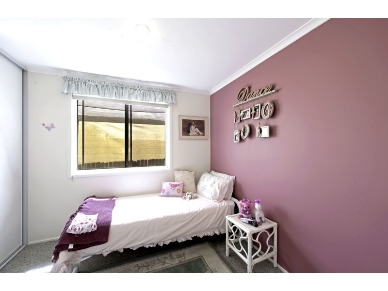 74 Pennington Crescent, Calwell ACT 2905