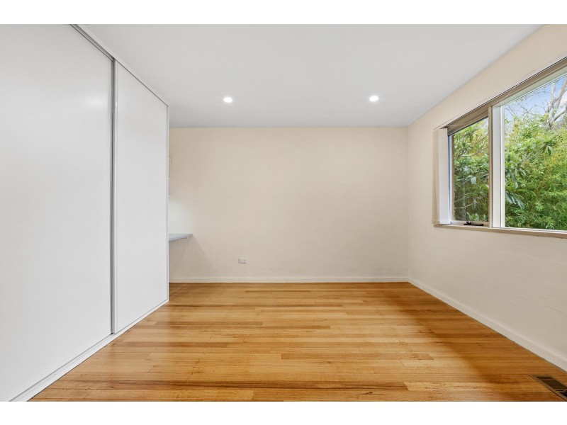 107 Shackleton Circuit, Mawson ACT 2607