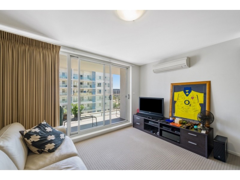 130/64 College Street, Belconnen ACT 2617