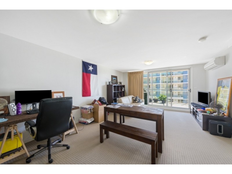 130/64 College Street, Belconnen ACT 2617
