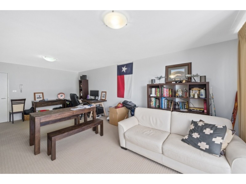 130/64 College Street, Belconnen ACT 2617