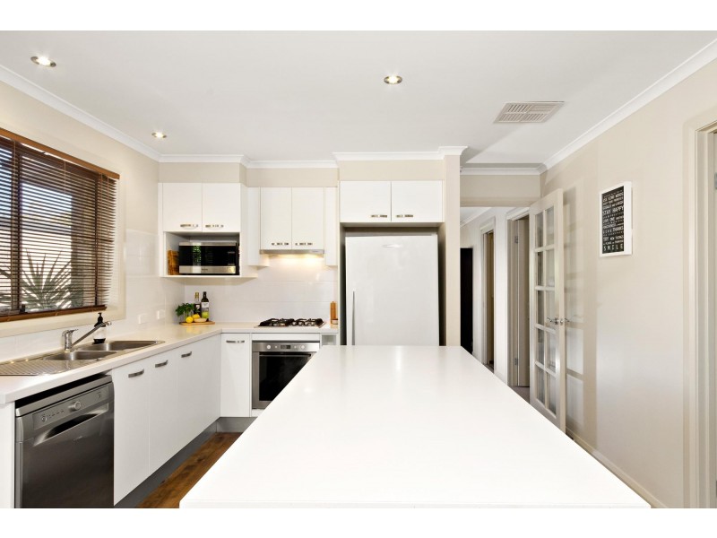 6 Fink Crescent, Calwell ACT 2905