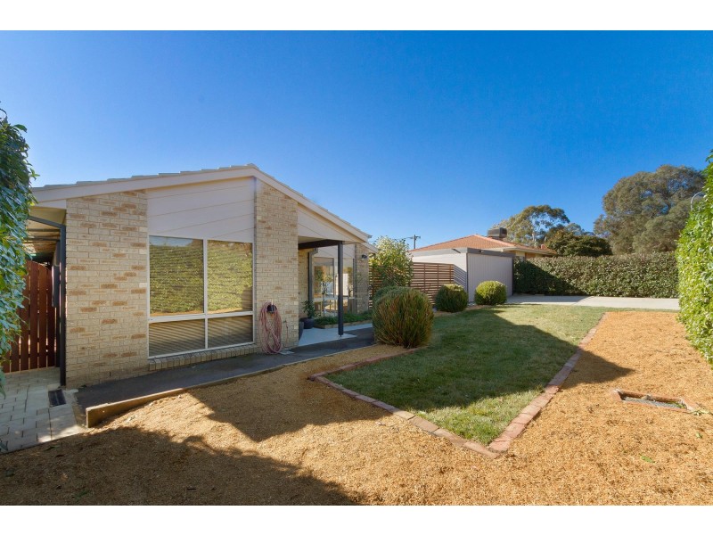 6 Fink Crescent, Calwell ACT 2905