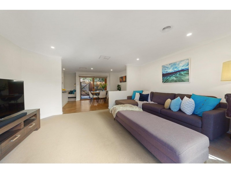 6 Pridham Street, Farrer ACT 2607