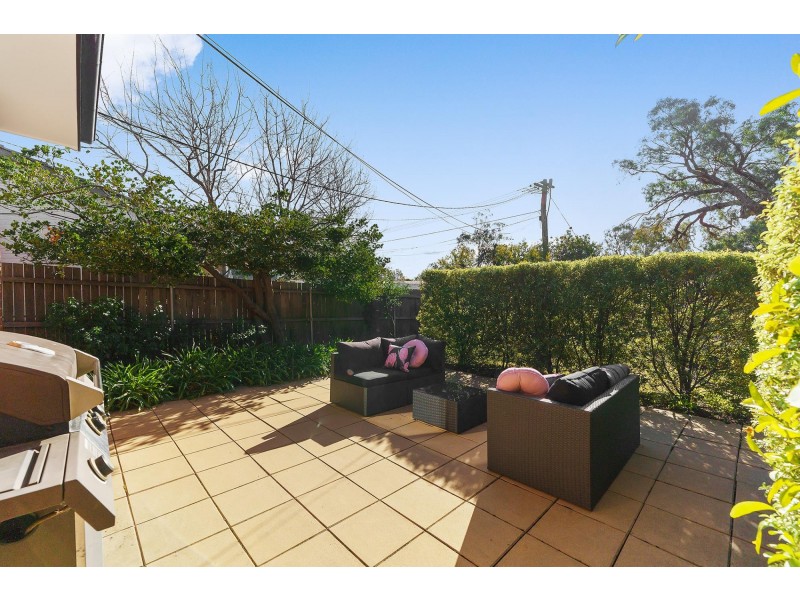 6 Pridham Street, Farrer ACT 2607