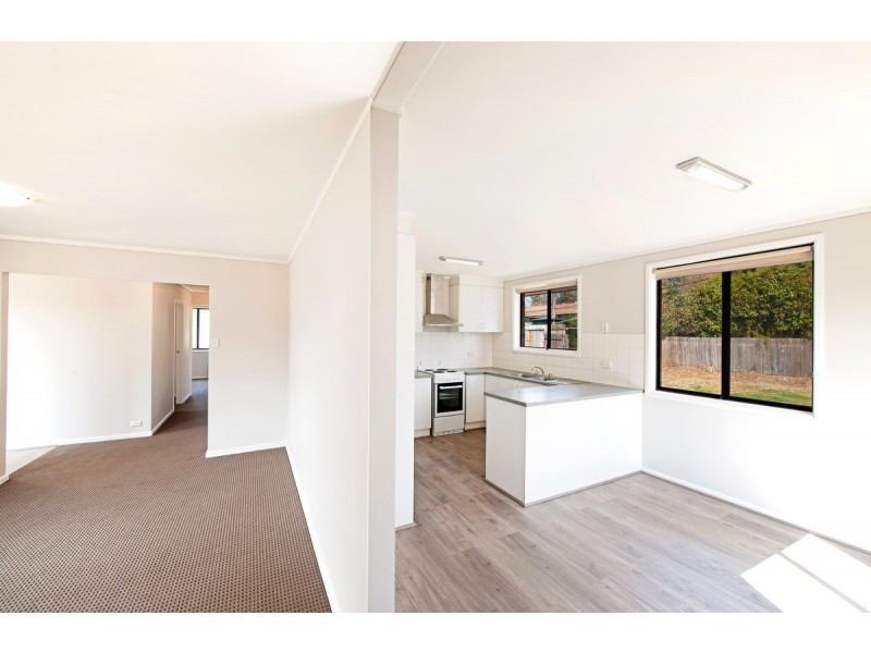 4 Hepburn Place, Kambah ACT 2902