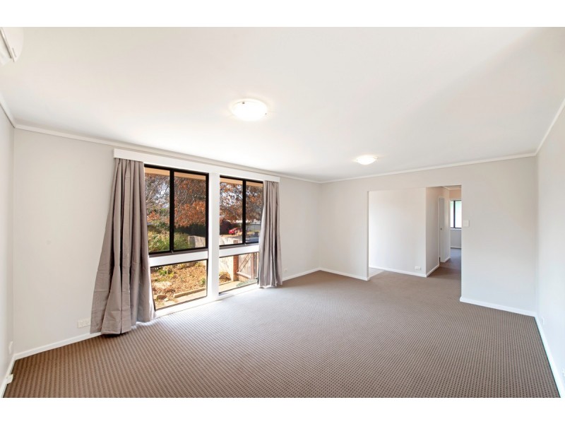 4 Hepburn Place, Kambah ACT 2902