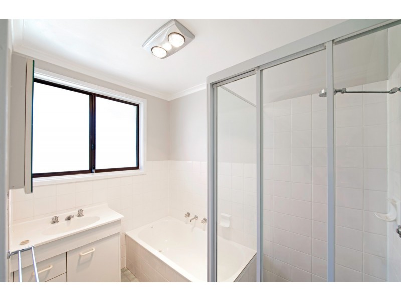 4 Hepburn Place, Kambah ACT 2902