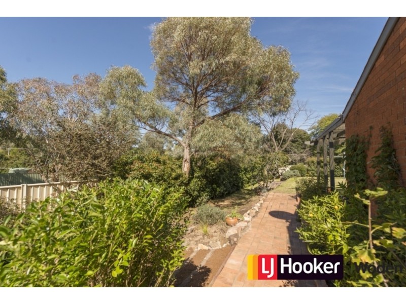 76 Enid Lorimer Circuit, Chisholm ACT 2905
