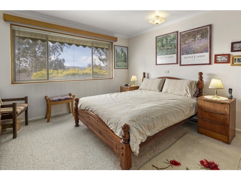 4 Howchin Place, Torrens ACT 2607