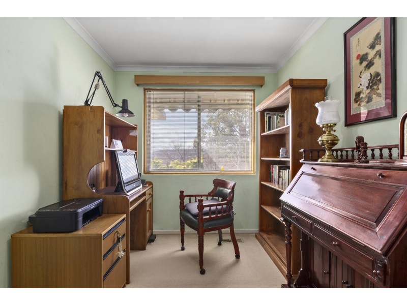 4 Howchin Place, Torrens ACT 2607