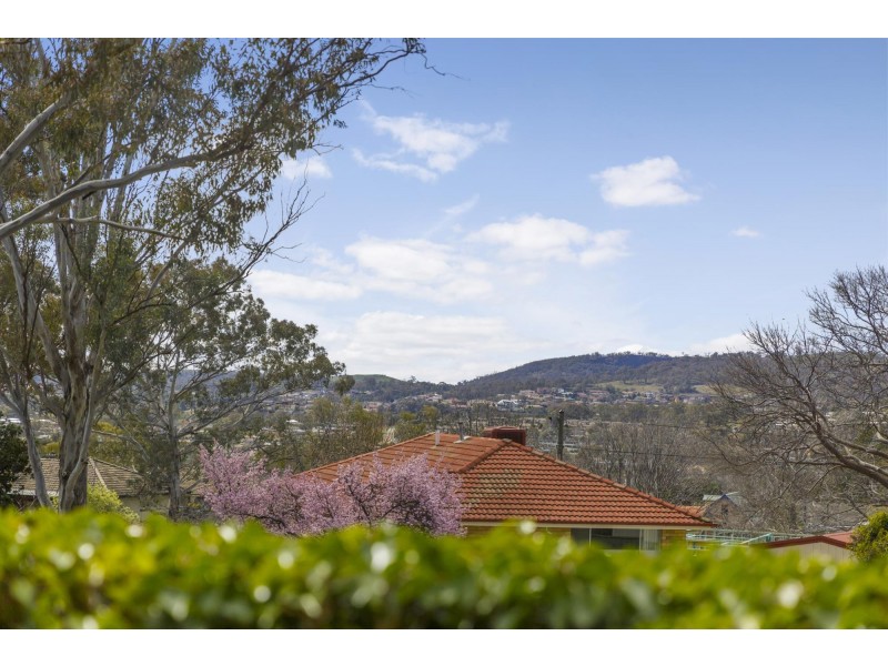 4 Howchin Place, Torrens ACT 2607