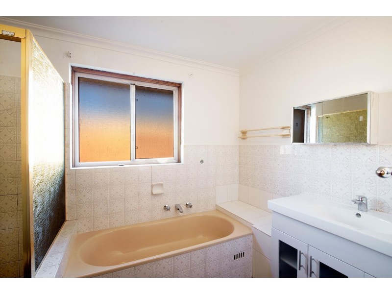 49 Langdon Avenue, Wanniassa ACT 2903