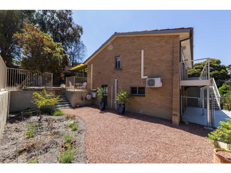 34 Allchin Circuit, Kambah ACT 2902