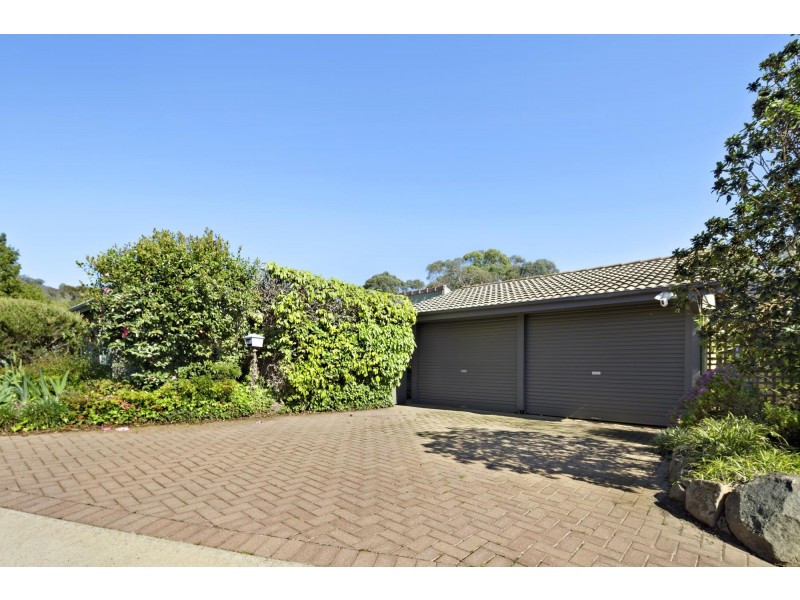 11 Hodgson Place, Pearce ACT 2607