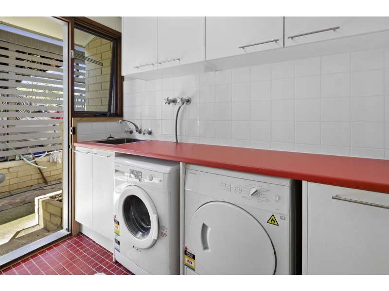 11 Hodgson Place, Pearce ACT 2607