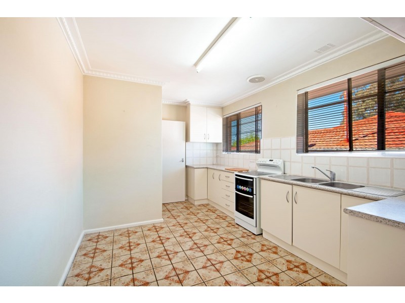 31 Theodore Street, Curtin ACT 2605