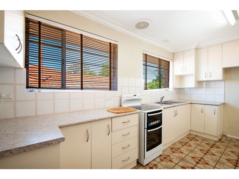 31 Theodore Street, Curtin ACT 2605