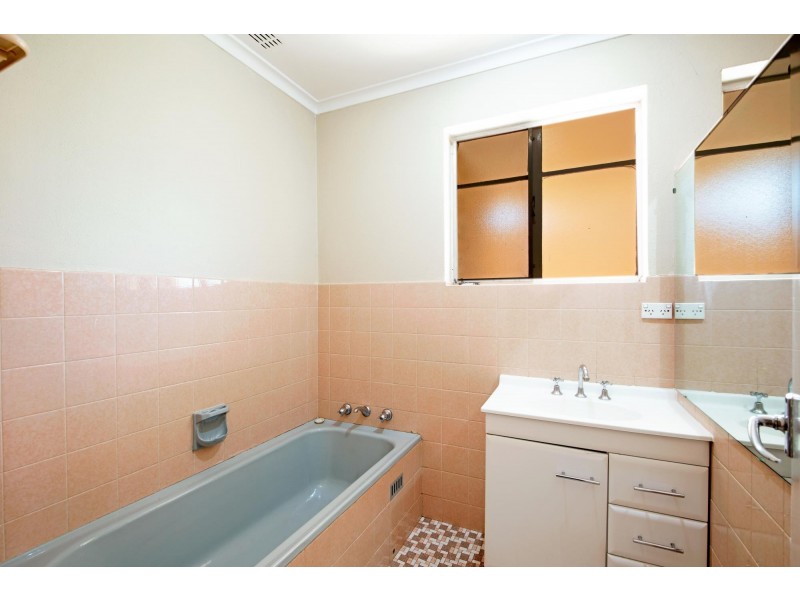 31 Theodore Street, Curtin ACT 2605