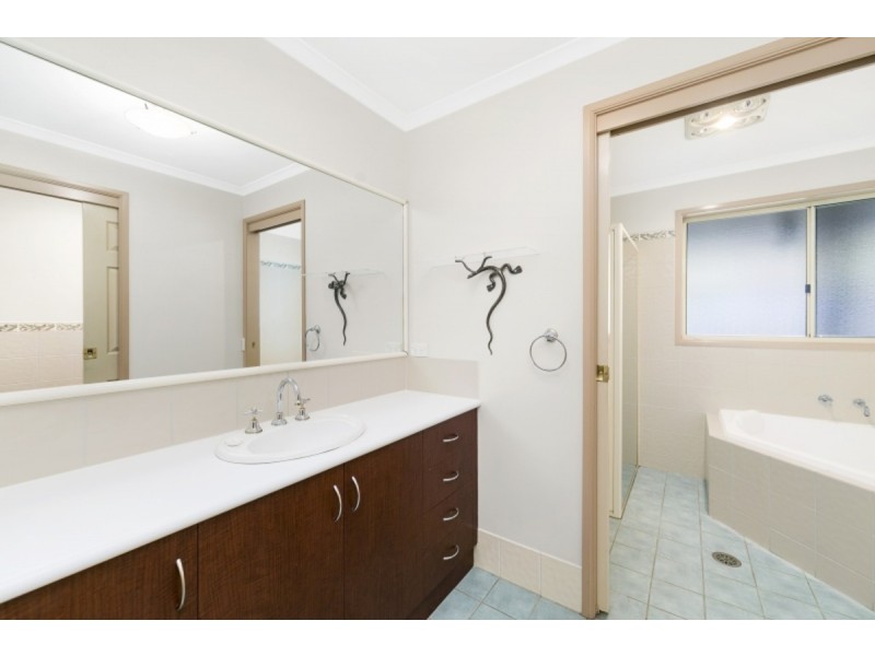 16 Cargelligo Street, Duffy ACT 2611
