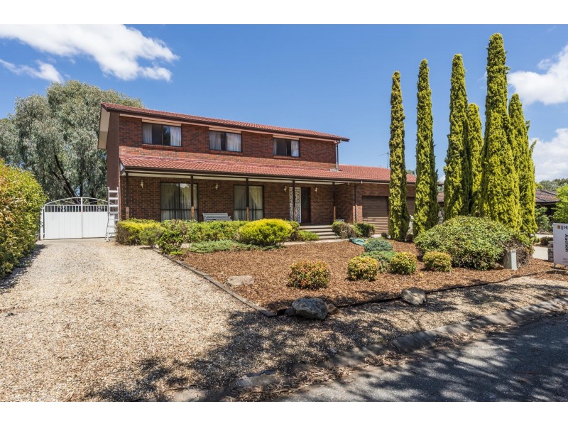 14 Horton Close, Kambah ACT 2902