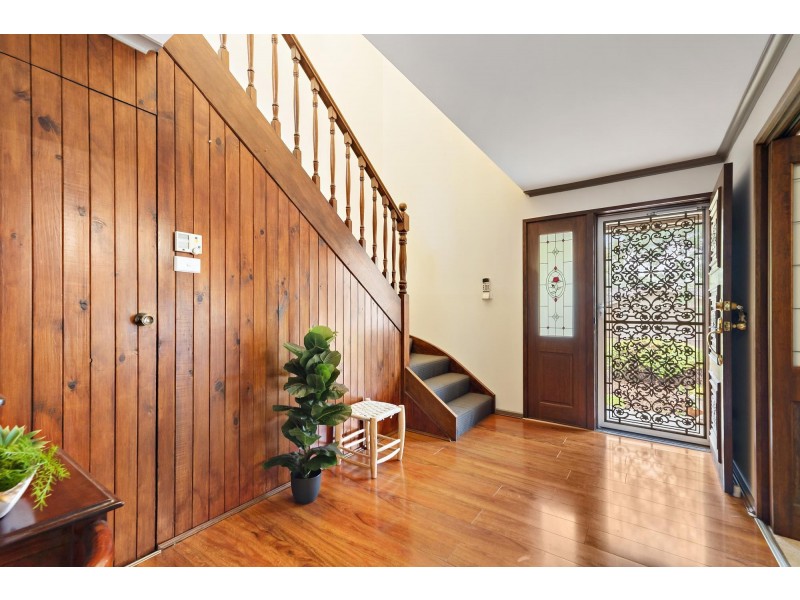 14 Horton Close, Kambah ACT 2902