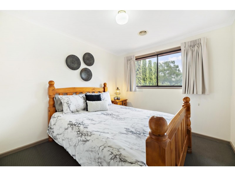 14 Horton Close, Kambah ACT 2902