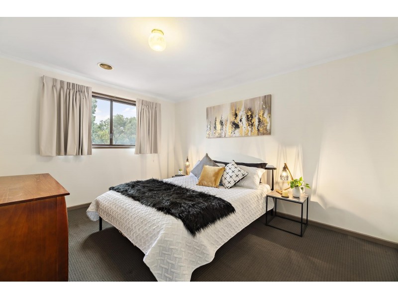 14 Horton Close, Kambah ACT 2902