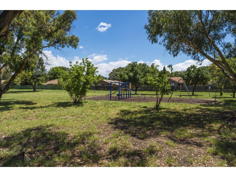 14 Horton Close, Kambah ACT 2902
