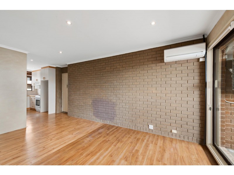 16/28 Springvale Drive, Hawker ACT 2614