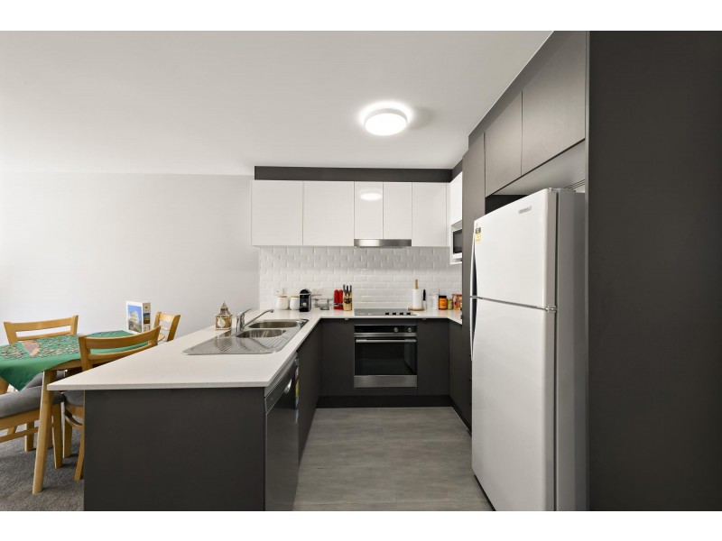 225/12 Limburg Way, Greenway ACT 2900