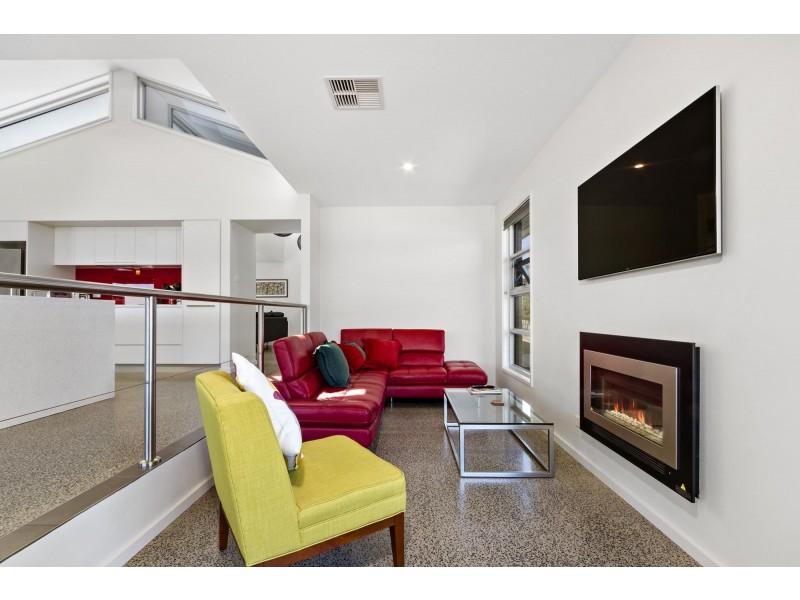 12 Geoff Bardon Street, Weston ACT 2611