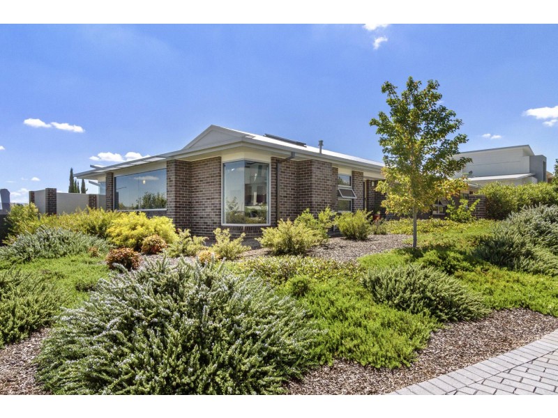 12 Geoff Bardon Street, Weston ACT 2611