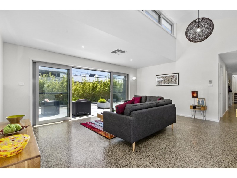 12 Geoff Bardon Street, Weston ACT 2611