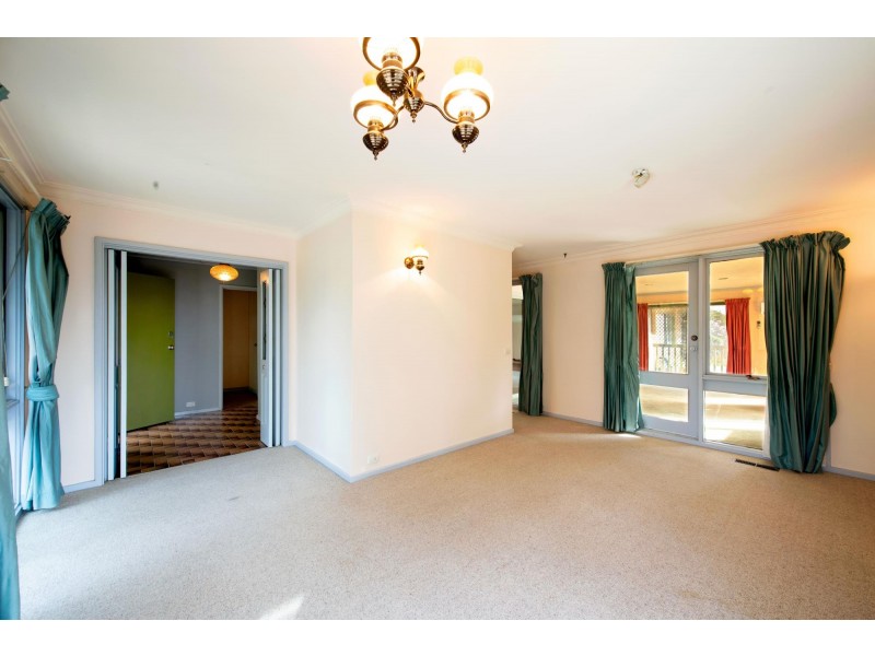 204 Namatjira Drive, Chapman ACT 2611