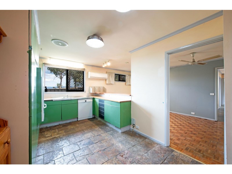 204 Namatjira Drive, Chapman ACT 2611