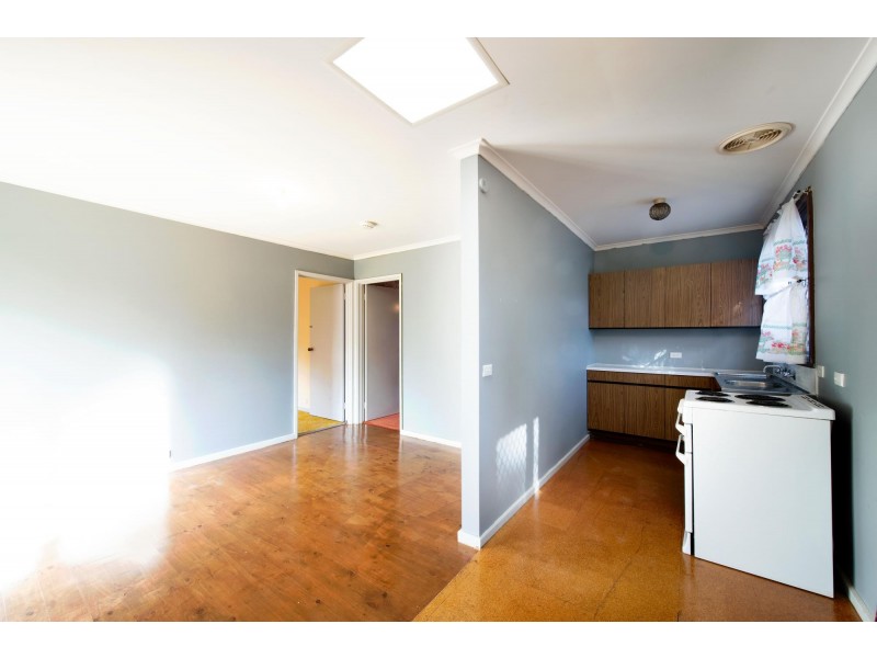 204 Namatjira Drive, Chapman ACT 2611