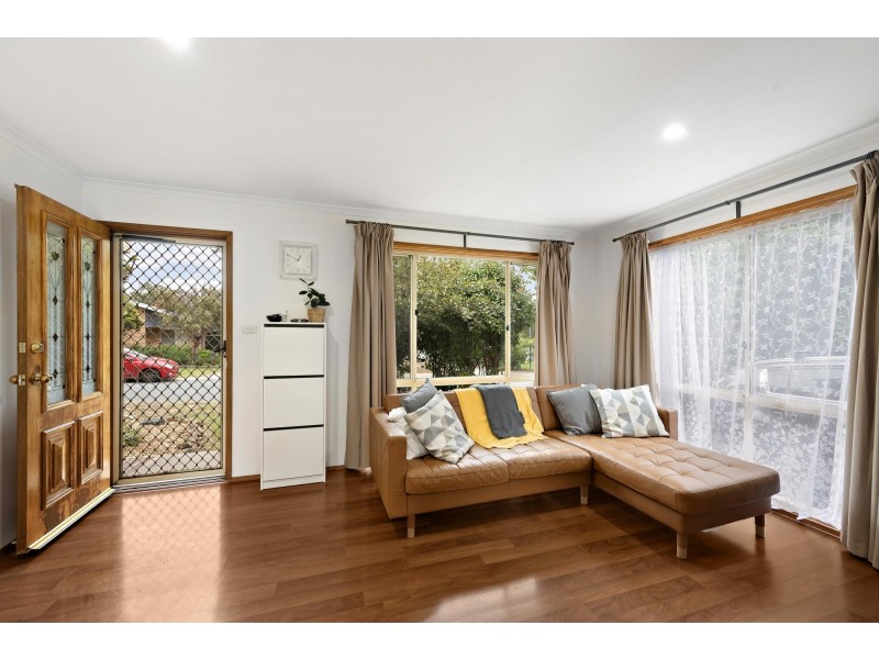 12 Mathews Place, Banks ACT 2906