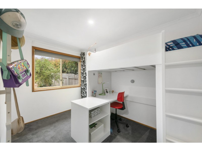 12 Mathews Place, Banks ACT 2906