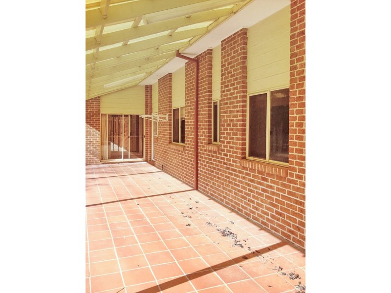 20 Adkinson Close, Isaacs ACT 2607