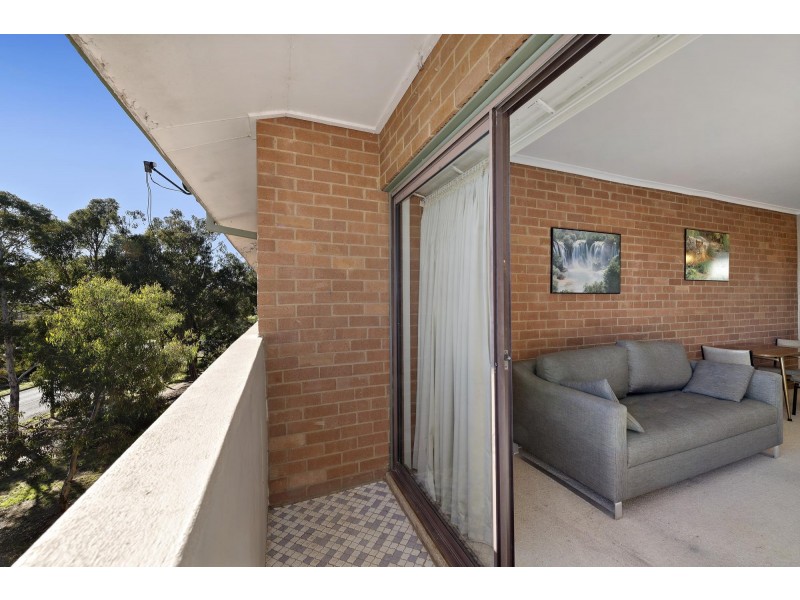 10/26 Springvale Drive, Hawker ACT 2614