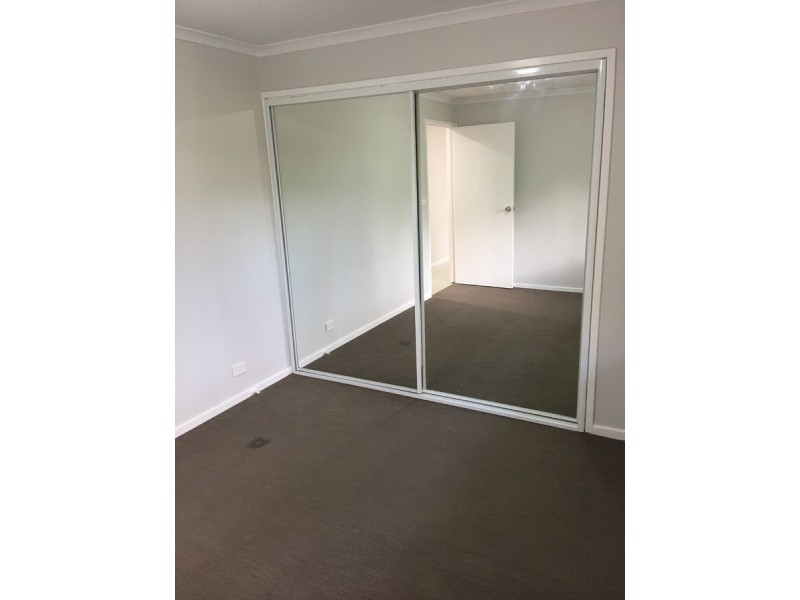 27B Cossington Smith Crescent, Lyneham ACT 2602