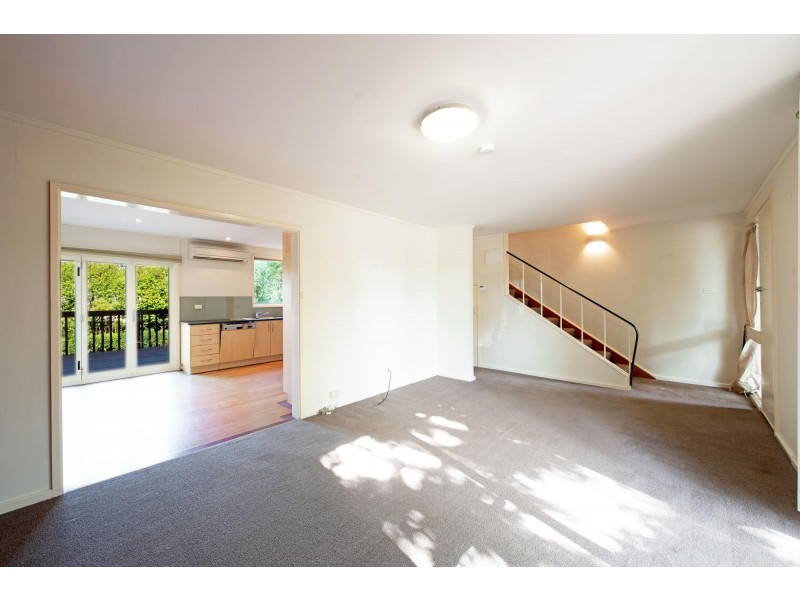 79 Theodore Street, Curtin ACT 2605